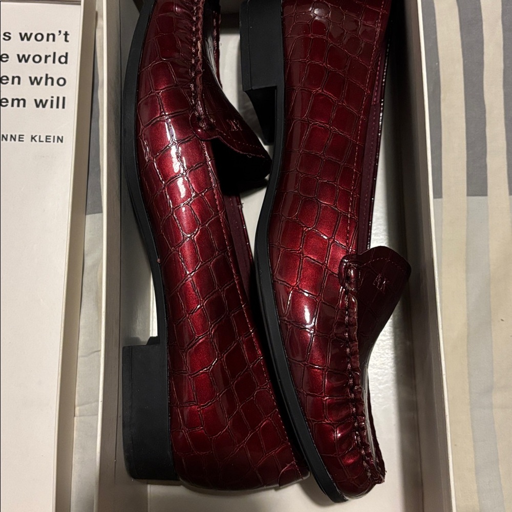 Anne Klein Burgundy crocodile embossed Loafers